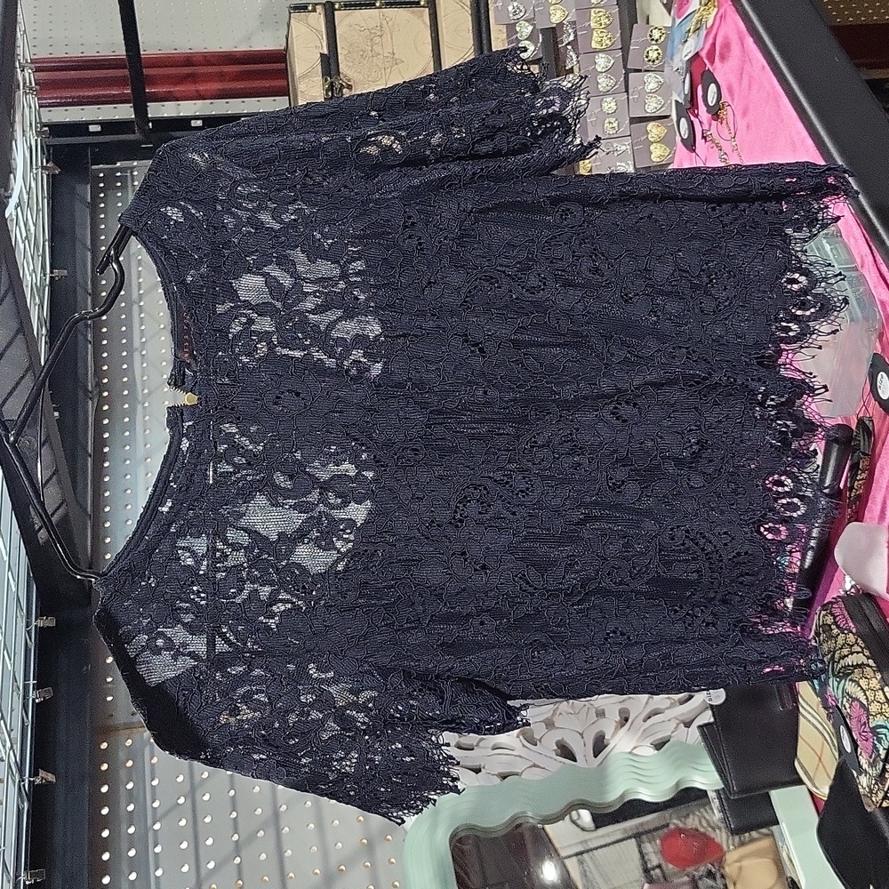 Dress Forum Blue Lace Top Large